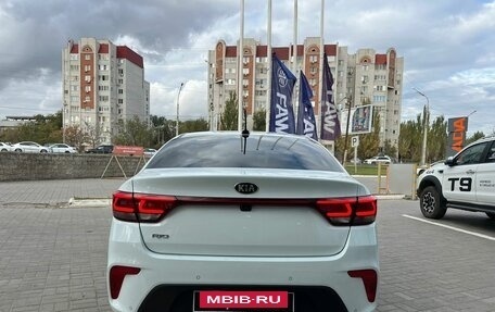 KIA Rio IV, 2018 год, 1 649 000 рублей, 6 фотография