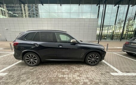 BMW X5, 2019 год, 6 825 000 рублей, 4 фотография