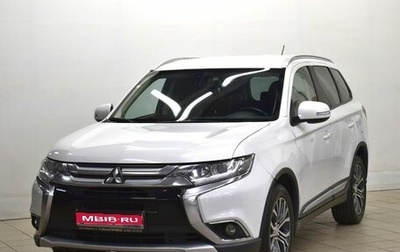 Mitsubishi Outlander III рестайлинг 3, 2015 год, 1 680 000 рублей, 1 фотография