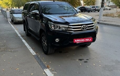 Toyota Hilux VIII, 2015 год, 3 650 000 рублей, 5 фотография