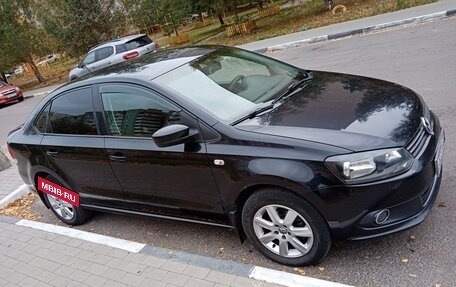 Volkswagen Polo VI (EU Market), 2011 год, 750 000 рублей, 2 фотография