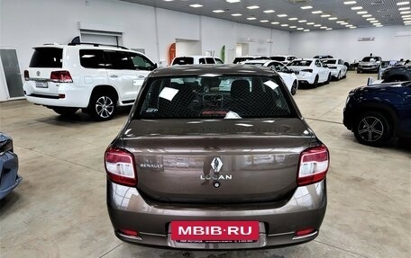 Renault Logan II, 2018 год, 910 000 рублей, 3 фотография