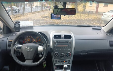 Toyota Corolla, 2011 год, 1 150 000 рублей, 8 фотография