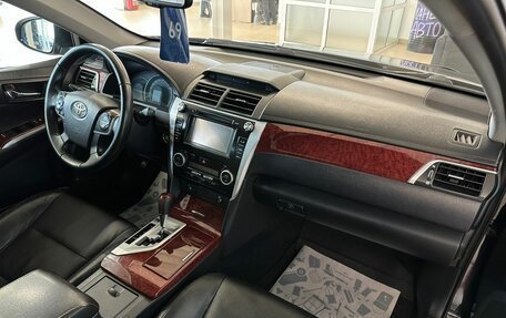 Toyota Camry, 2012 год, 2 299 999 рублей, 13 фотография