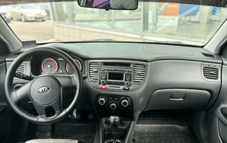 KIA Rio II, 2011 год, 775 000 рублей, 10 фотография