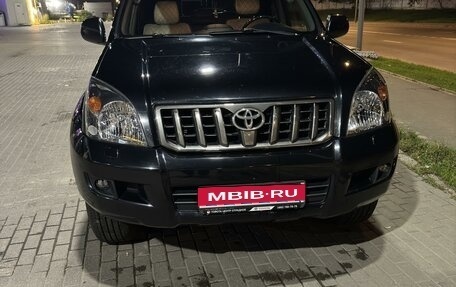 Toyota Land Cruiser Prado 120 рестайлинг, 2008 год, 2 800 000 рублей, 1 фотография