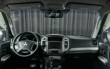 Mitsubishi Pajero IV, 2012 год, 2 398 000 рублей, 7 фотография