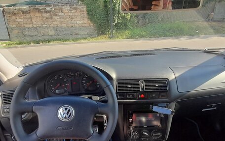 Volkswagen Golf IV, 2001 год, 550 000 рублей, 16 фотография