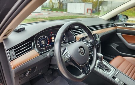 Volkswagen Passat B8 рестайлинг, 2018 год, 2 520 000 рублей, 22 фотография