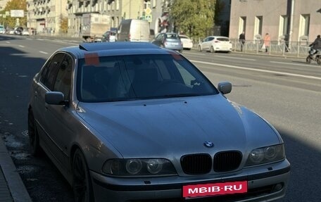 BMW 5 серия, 1998 год, 650 000 рублей, 7 фотография