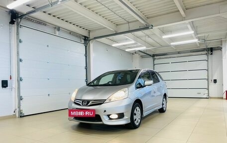 Honda Fit Shuttle I рестайлинг, 2013 год, 1 309 000 рублей, 2 фотография