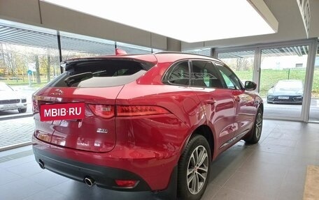 Jaguar F-Pace, 2016 год, 3 140 000 рублей, 6 фотография