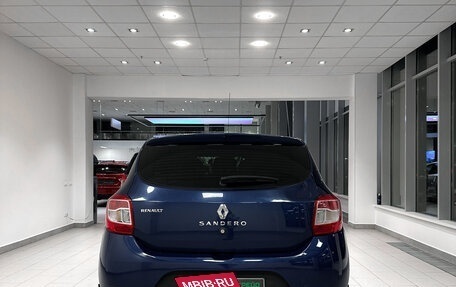 Renault Sandero II рестайлинг, 2014 год, 866 000 рублей, 7 фотография