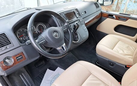 Volkswagen Multivan T5, 2013 год, 2 900 000 рублей, 7 фотография