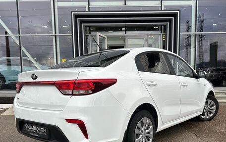 KIA Rio IV, 2018 год, 1 349 000 рублей, 4 фотография