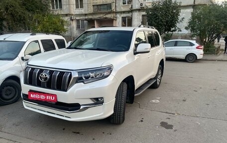 Toyota Land Cruiser Prado 150 рестайлинг 2, 2019 год, 5 700 000 рублей, 1 фотография