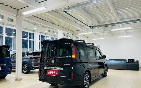 Honda Stepwgn IV, 2016 год, 2 599 000 рублей, 6 фотография