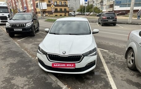 Skoda Rapid II, 2020 год, 1 690 000 рублей, 2 фотография