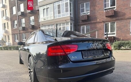 Audi A8, 2011 год, 1 300 000 рублей, 5 фотография