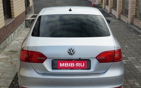 Volkswagen Jetta VI, 2013 год, 1 199 900 рублей, 12 фотография