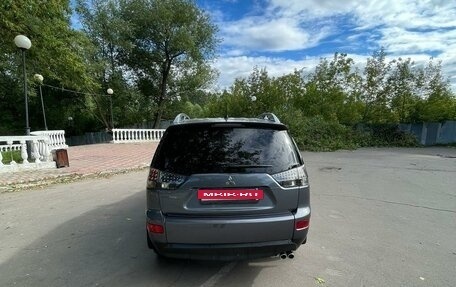 Mitsubishi Outlander III рестайлинг 3, 2007 год, 1 550 000 рублей, 9 фотография