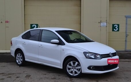 Volkswagen Polo VI (EU Market), 2013 год, 850 000 рублей, 3 фотография