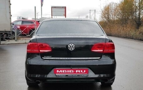 Volkswagen Passat B7, 2011 год, 990 000 рублей, 5 фотография