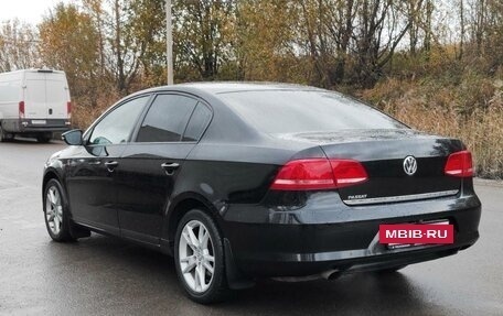 Volkswagen Passat B7, 2011 год, 990 000 рублей, 3 фотография