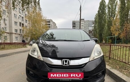 Honda Fit Shuttle I рестайлинг, 2013 год, 1 250 000 рублей, 3 фотография