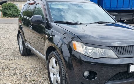 Mitsubishi Outlander III рестайлинг 3, 2007 год, 1 450 000 рублей, 7 фотография