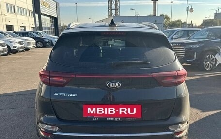 KIA Sportage IV рестайлинг, 2018 год, 2 375 000 рублей, 5 фотография