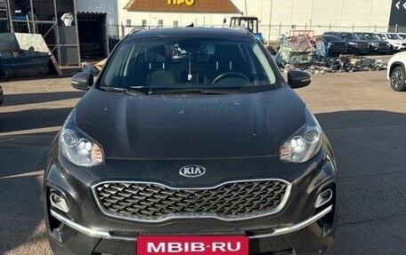 KIA Sportage IV рестайлинг, 2018 год, 2 375 000 рублей, 2 фотография