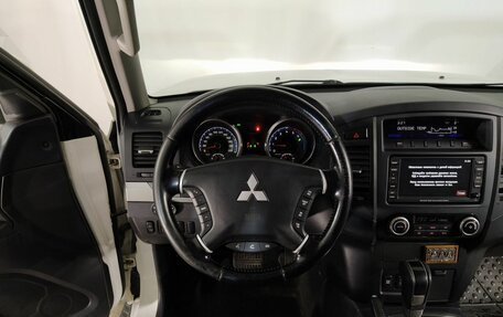 Mitsubishi Pajero IV, 2011 год, 2 449 000 рублей, 12 фотография