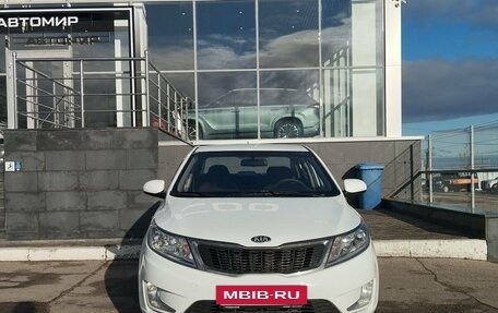 KIA Rio III рестайлинг, 2013 год, 950 000 рублей, 2 фотография