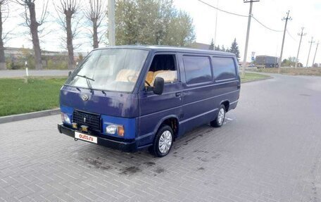 Toyota HiAce H50 H60 H70, 1987 год, 250 000 рублей, 4 фотография