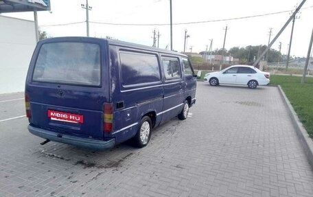 Toyota HiAce H50 H60 H70, 1987 год, 250 000 рублей, 3 фотография