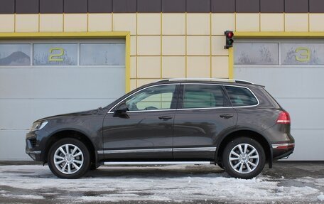 Volkswagen Touareg III, 2015 год, 3 195 000 рублей, 3 фотография