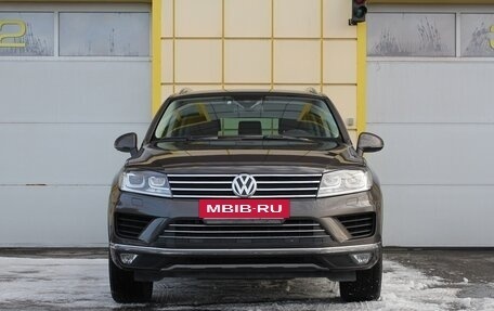 Volkswagen Touareg III, 2015 год, 3 195 000 рублей, 9 фотография