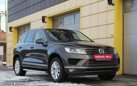 Volkswagen Touareg III, 2015 год, 3 195 000 рублей, 8 фотография