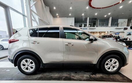 KIA Sportage IV рестайлинг, 2017 год, 2 199 000 рублей, 4 фотография