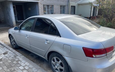 Hyundai Sonata VI, 2006 год, 670 000 рублей, 3 фотография