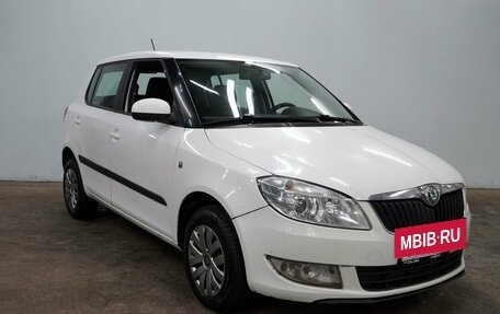 Skoda Fabia II, 2011 год, 630 000 рублей, 3 фотография