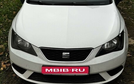 SEAT Ibiza IV рестайлинг 2, 2014 год, 650 000 рублей, 2 фотография