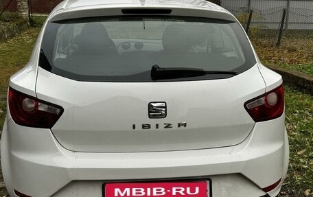 SEAT Ibiza IV рестайлинг 2, 2014 год, 650 000 рублей, 5 фотография