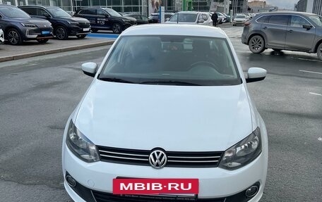 Volkswagen Polo VI (EU Market), 2013 год, 1 060 000 рублей, 2 фотография