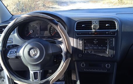 Volkswagen Polo VI (EU Market), 2013 год, 850 000 рублей, 3 фотография