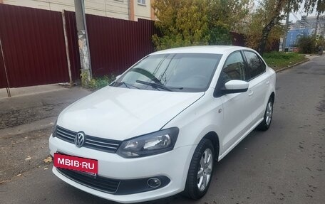 Volkswagen Polo VI (EU Market), 2010 год, 630 000 рублей, 2 фотография