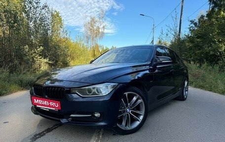 BMW 3 серия, 2013 год, 1 640 000 рублей, 12 фотография