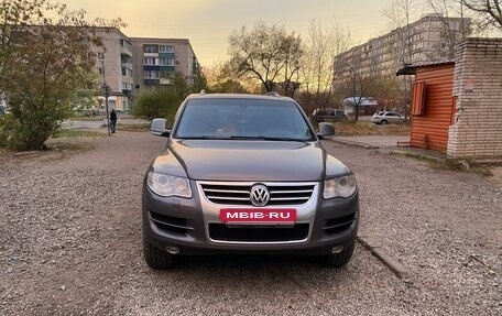 Volkswagen Touareg III, 2007 год, 1 087 000 рублей, 2 фотография