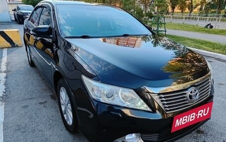 Toyota Camry, 2012 год, 2 400 000 рублей, 3 фотография